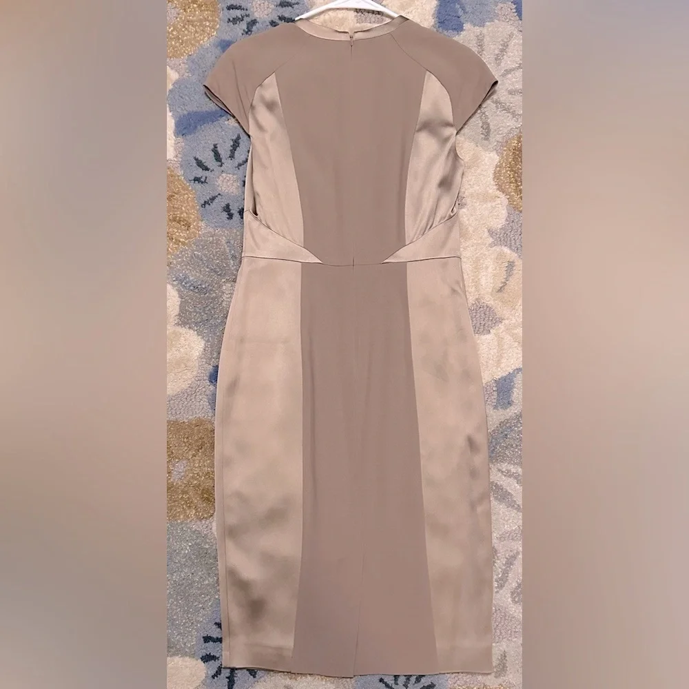 NWOT Phase Eight Two-Tone Satin/Crepe Taupe Structured/Pieced Sheath Dress - Picture 6 of 7